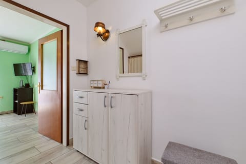 Apartments Ivan - Unit 372516-13