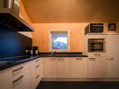 #34 mit IR-Sauna und Sprudelbad innen
