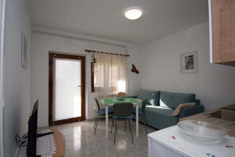 Apartment Mary - Unit 378446-13