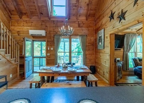 White Pine Cabin