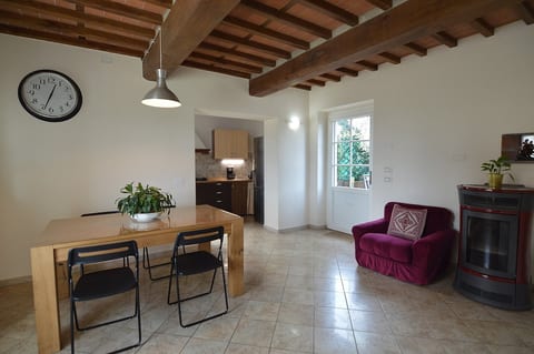 Living room image 2