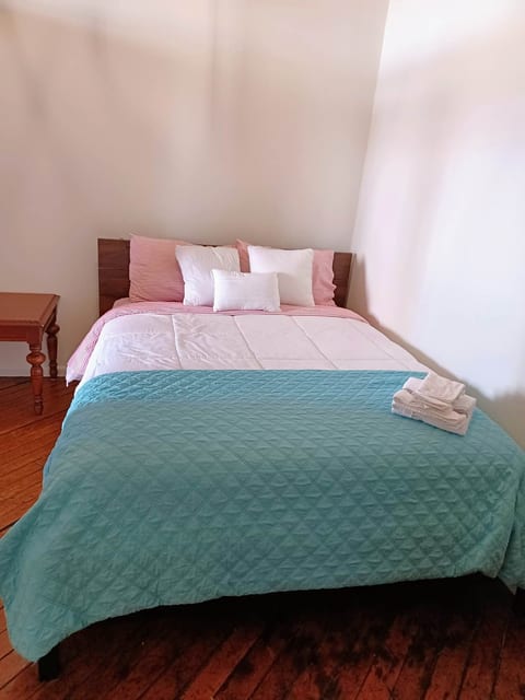 Queen Bed