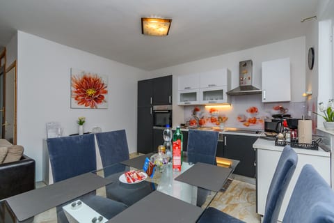 Apartments Ivi - Unit 378501-13