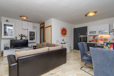 Apartments Ivi - Unit 378501-13