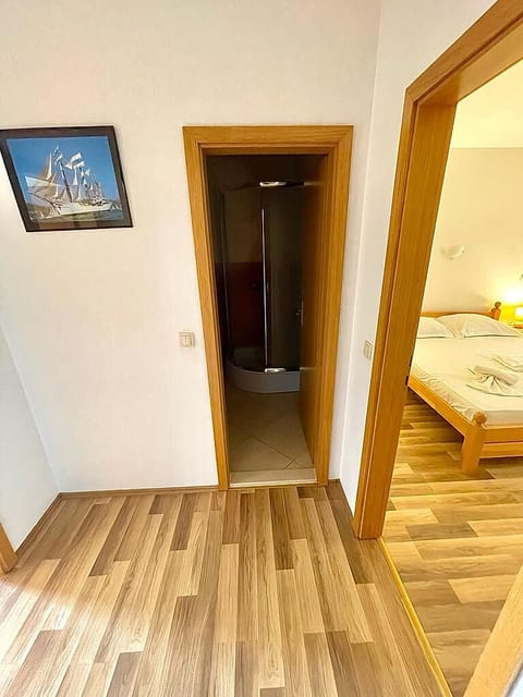 Apartments Luka - Unit 378426-13