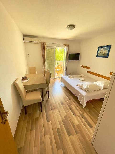 Apartments Luka - Unit 378426-13