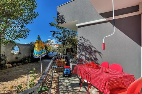 Apartments Maja - Unit 378502-13