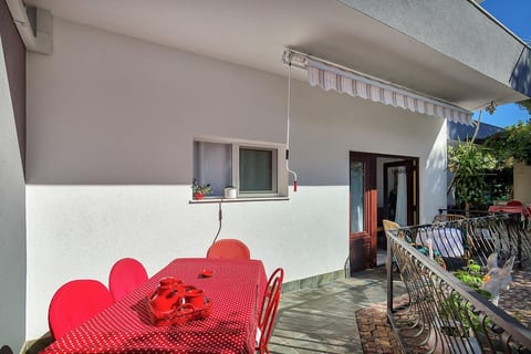Apartments Maja - Unit 378502-13