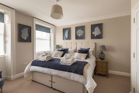 Milsom Retreat | Elegant 2 Bed Apartment, Bath