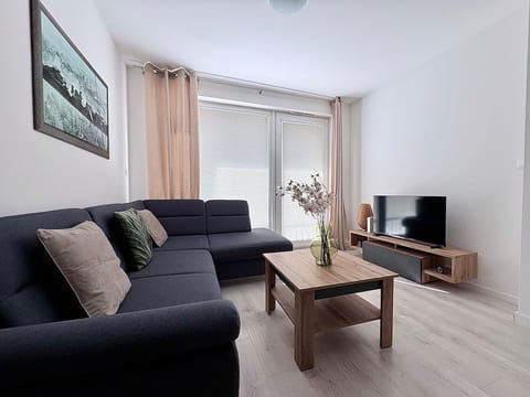 nook | Morusa airport apartment image 1