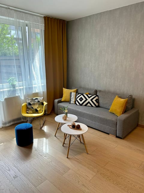 Garden appt-40m2 terrace,parking