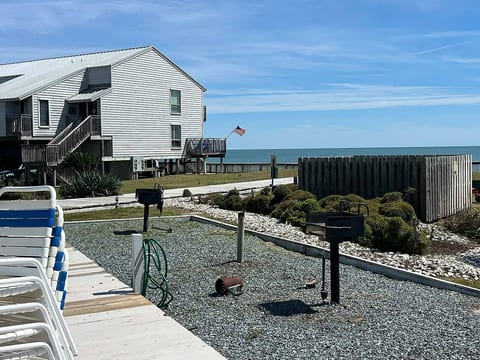 Park Grills at community pool looking out to Gulf of Mexico