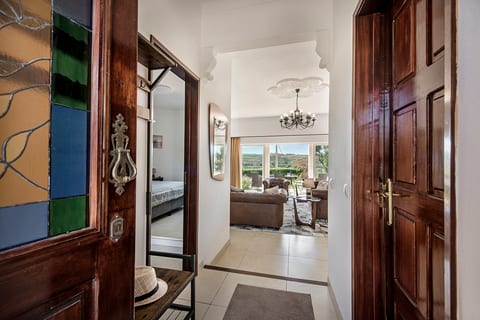 NEW! 3-bed villa, pool, garden, stunning views!