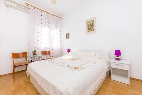 Apartments Makarska Beach - Unit 378471-13