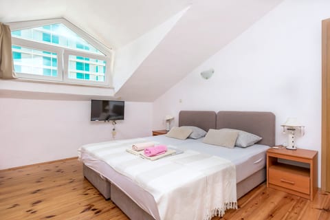 Apartments Makarska Beach - Unit 378478-13