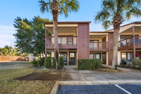 Charming Beachwalk Resort Townhouse Near the Beach