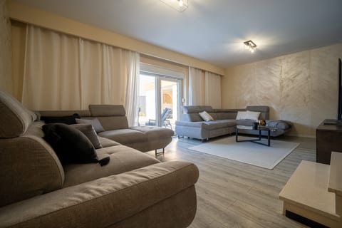 Villa Lukić - Unit 378526-13