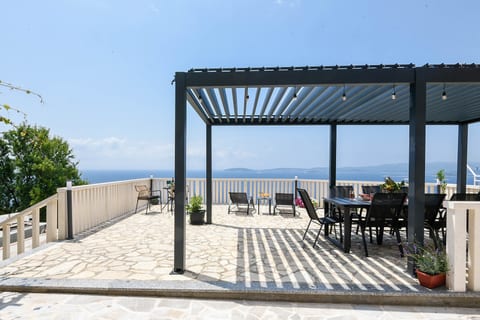 Villa Navis - Unit 378529-13