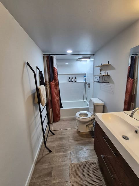 F4 Cosytastic 2 Bedroom vibe den