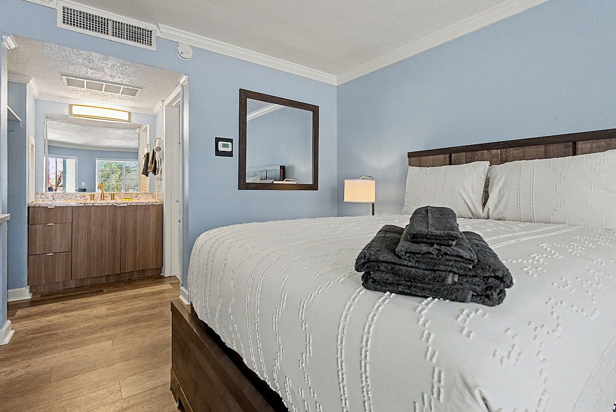 Comfortabel Stay MINS to *Atrium & *Novant Health