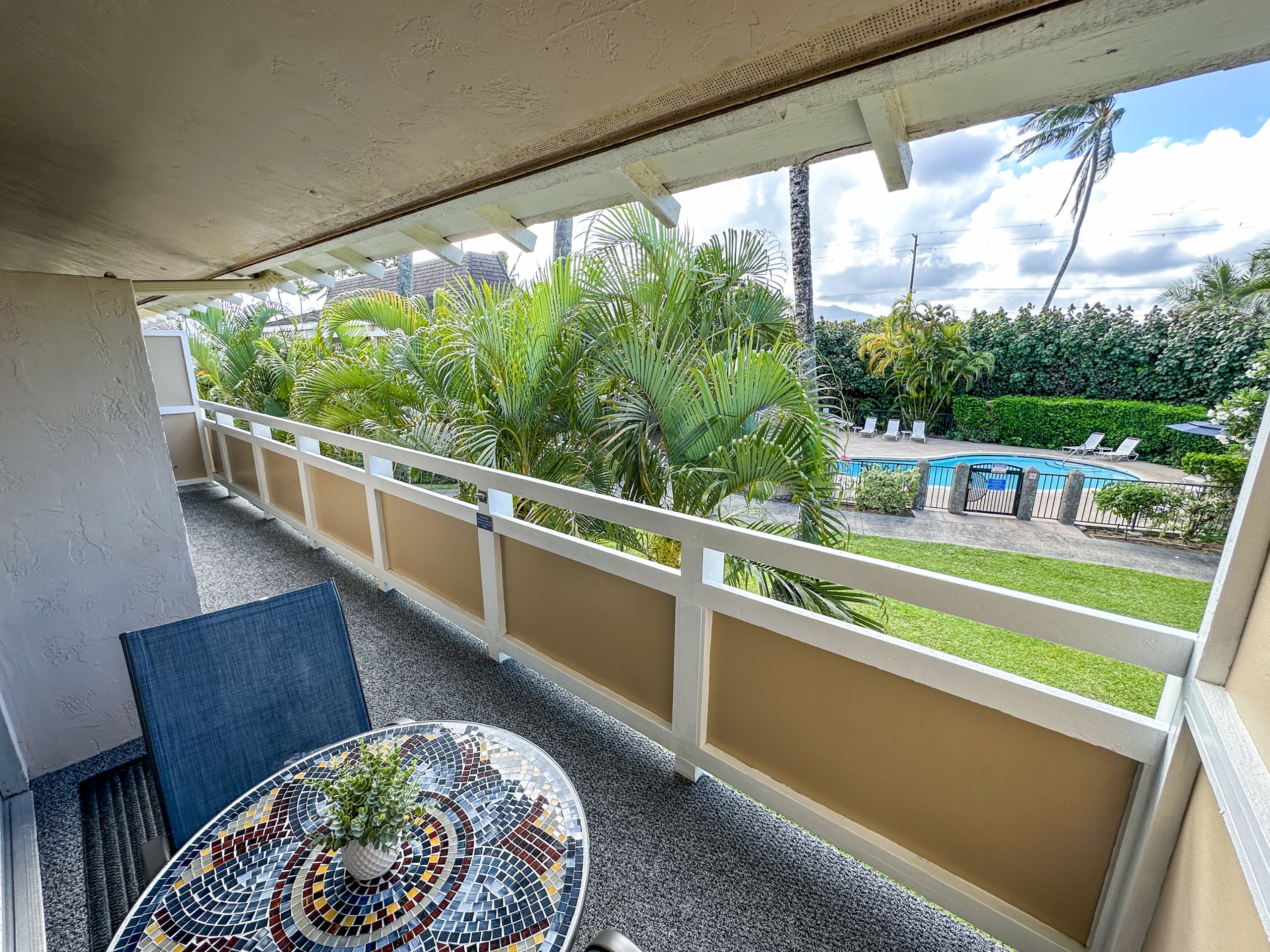 Newly renovated Coconut Coast 1BR condo w/ A/C