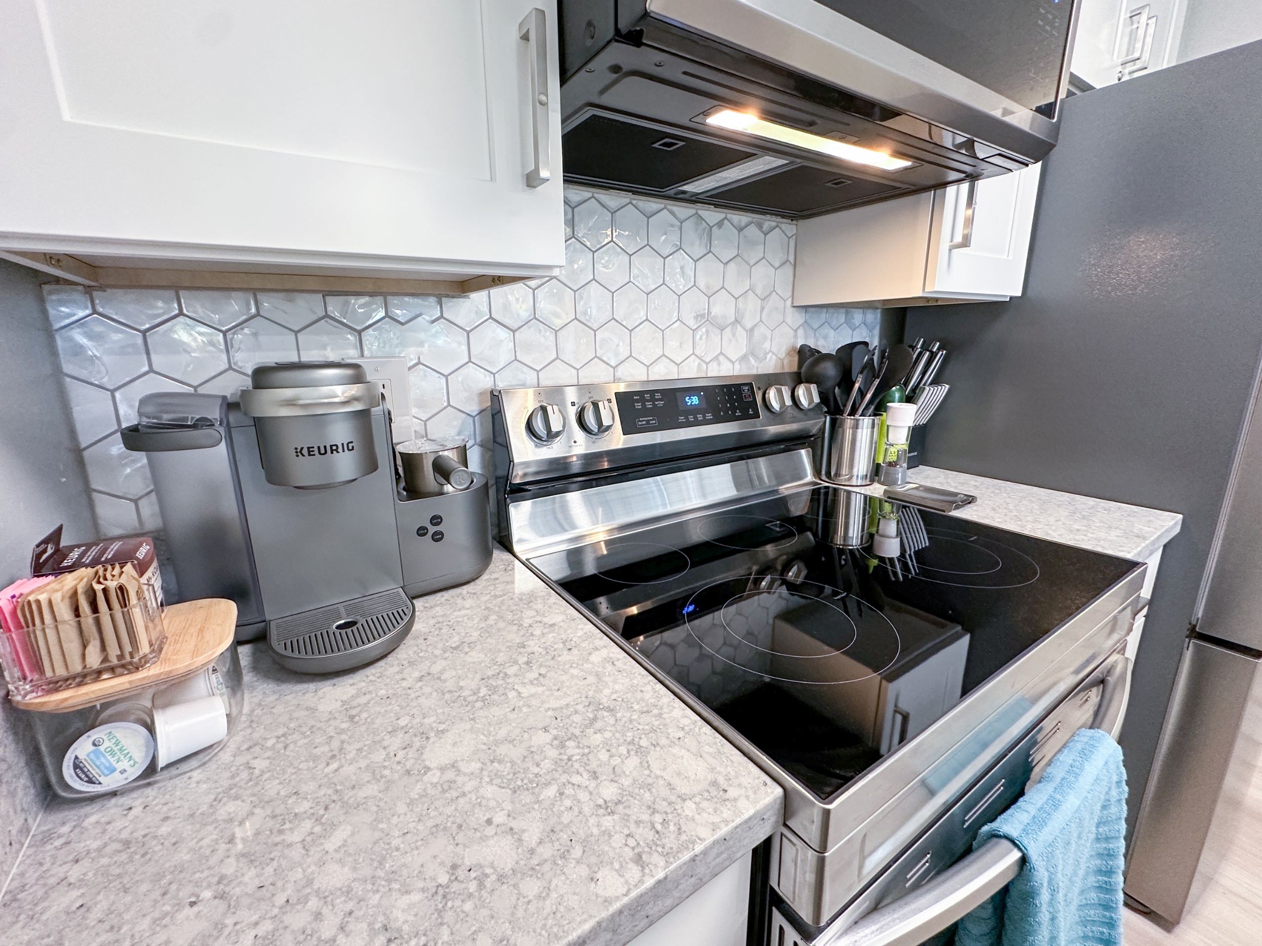 Newly renovated Coconut Coast 1BR condo w/ A/C