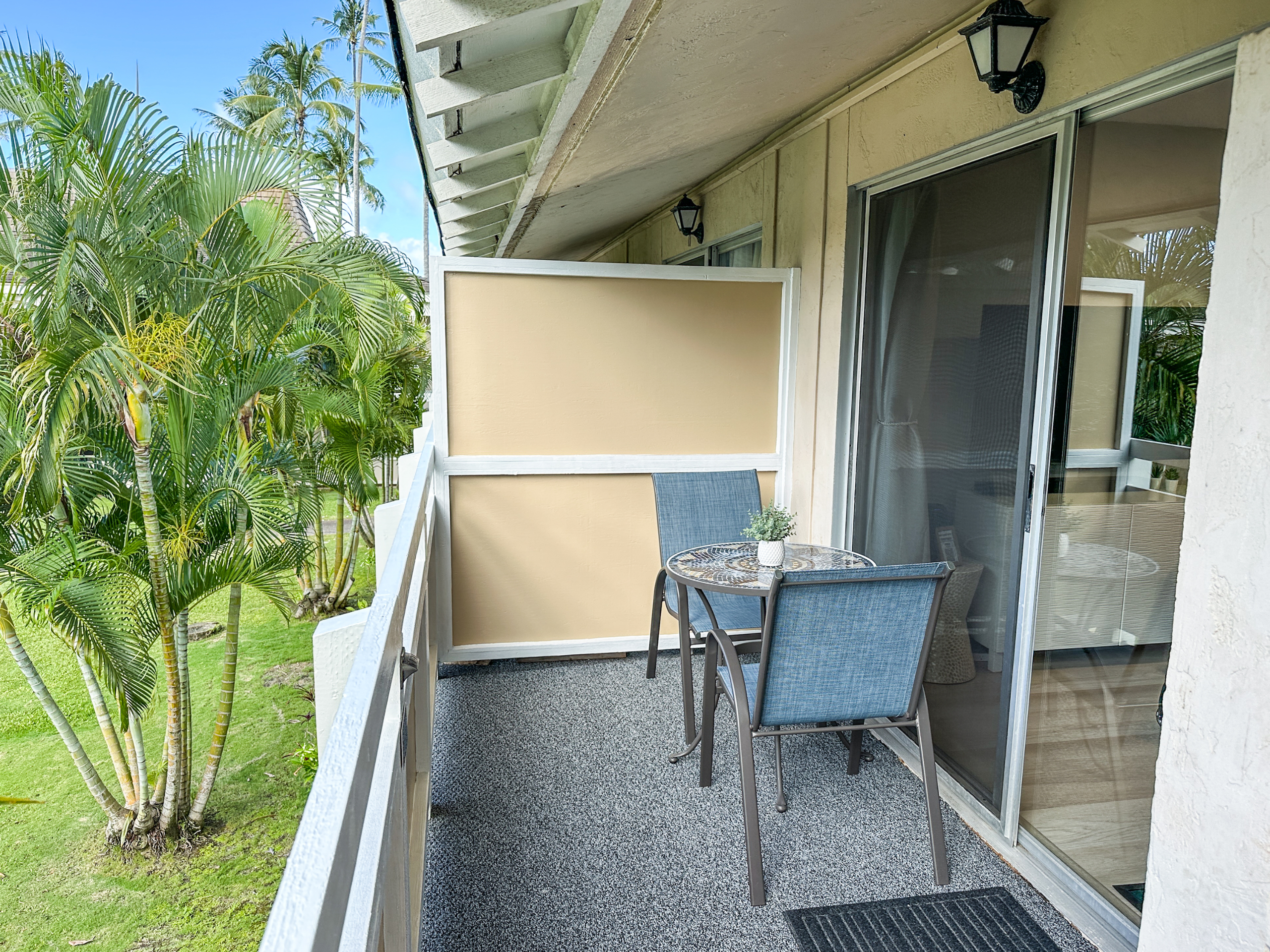 Newly renovated Coconut Coast 1BR condo w/ A/C