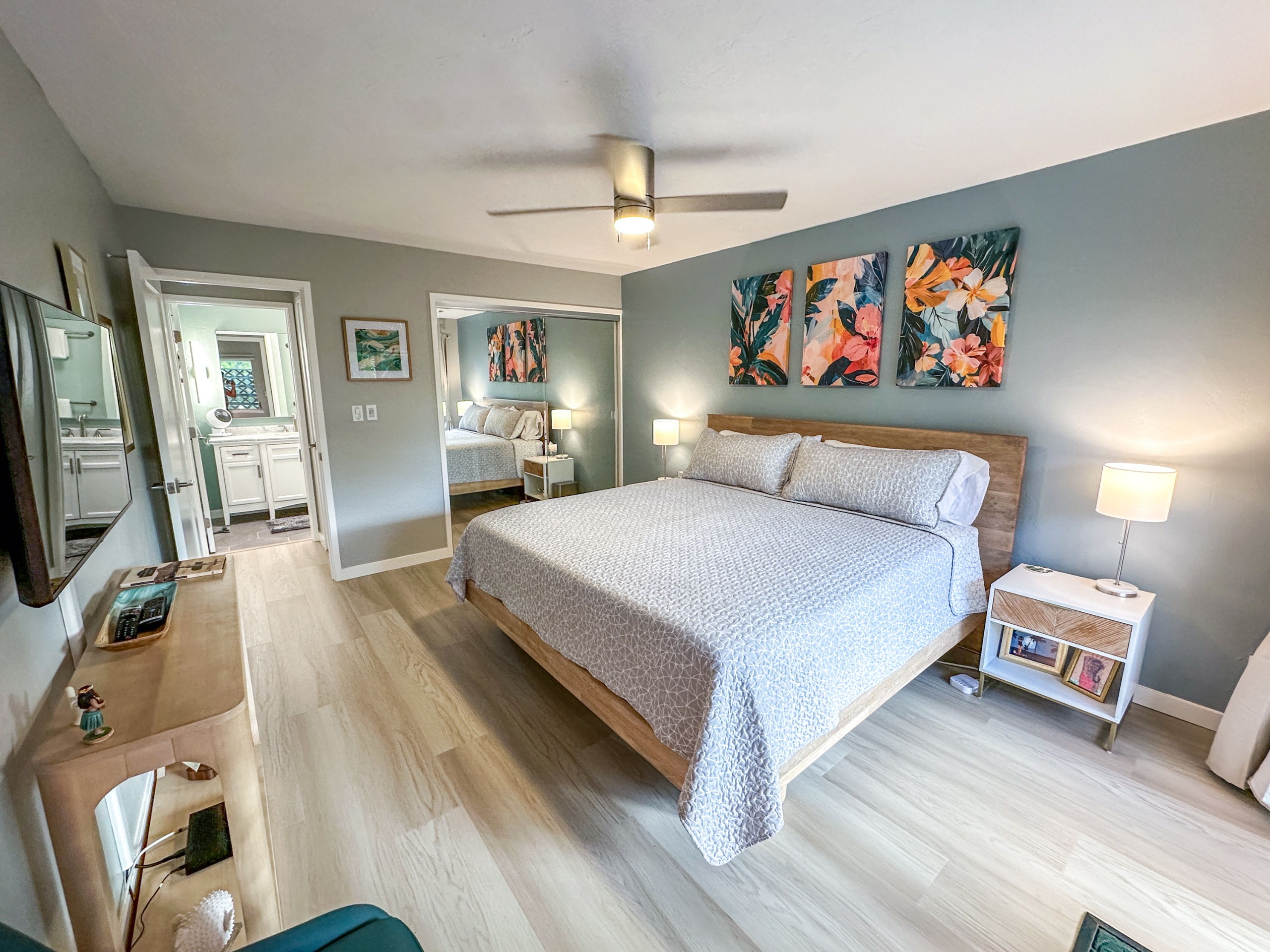 Newly renovated Coconut Coast 1BR condo w/ A/C