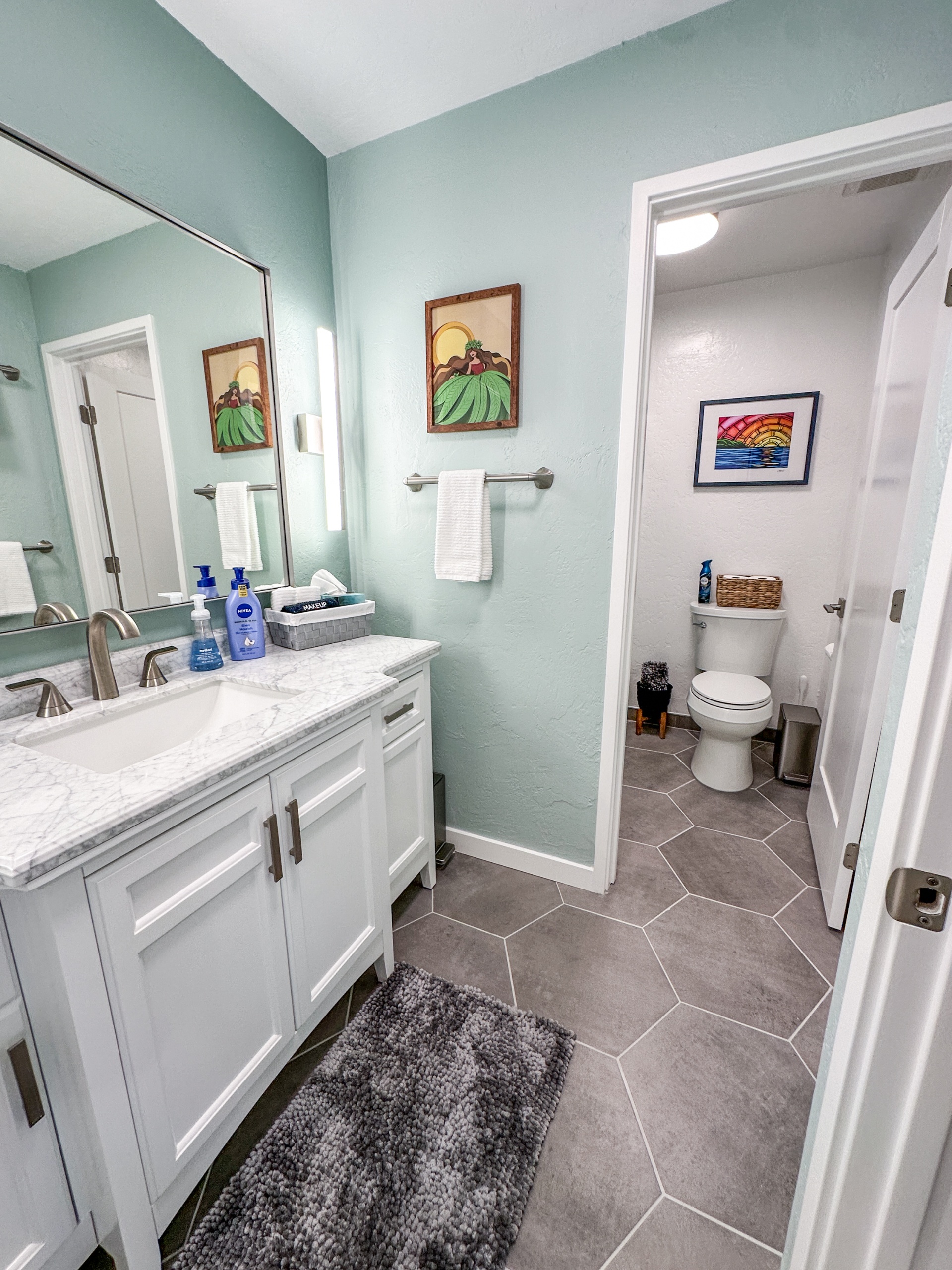 Newly renovated Coconut Coast 1BR condo w/ A/C