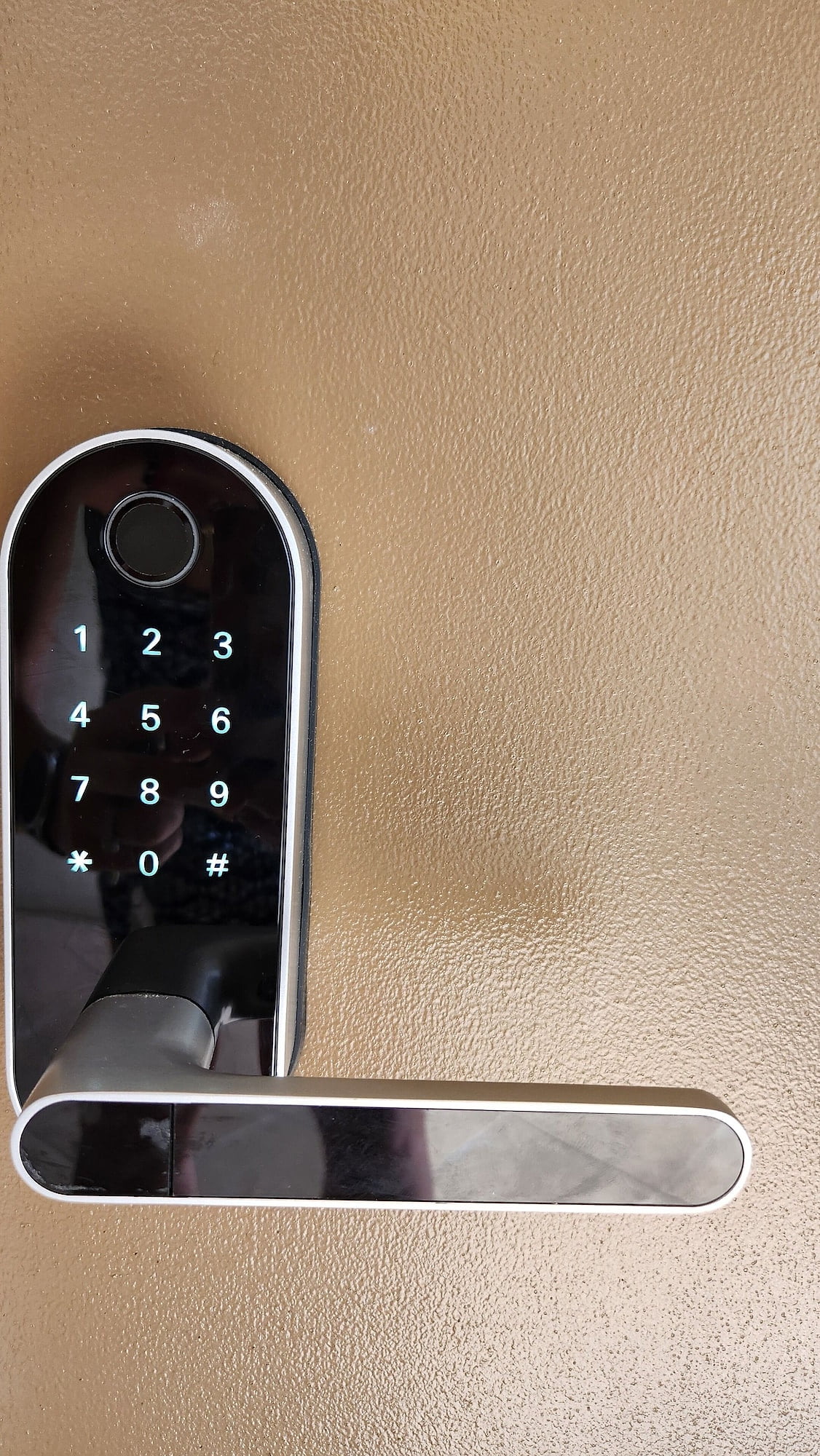 Smart Lock - your code will be sent to you before arrival - EASY!