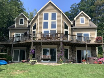 Canaan Valley WV Lakefront 7 Bedroom Home
