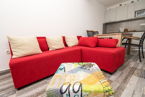 Apartment Lazy Dayz Pool - Unit 378532-13