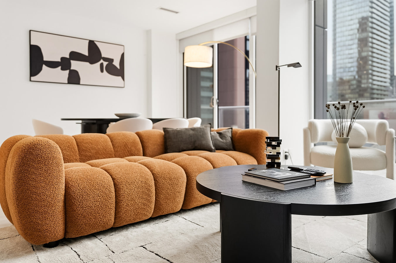 Modern 3BR Urban Retreat in the Heart of Toronto