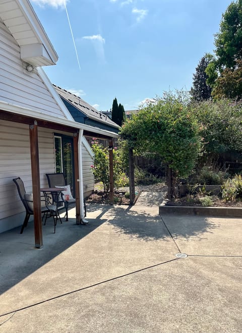 Escape to the Roseway Retreat