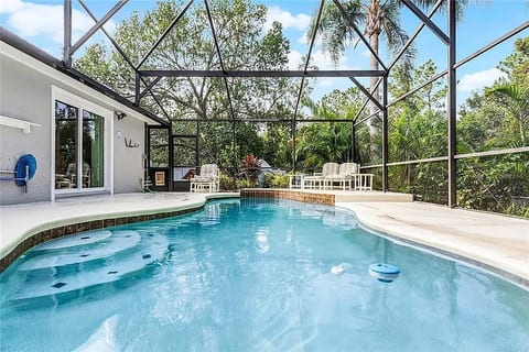 Stunning villa with private south facing pool image 4