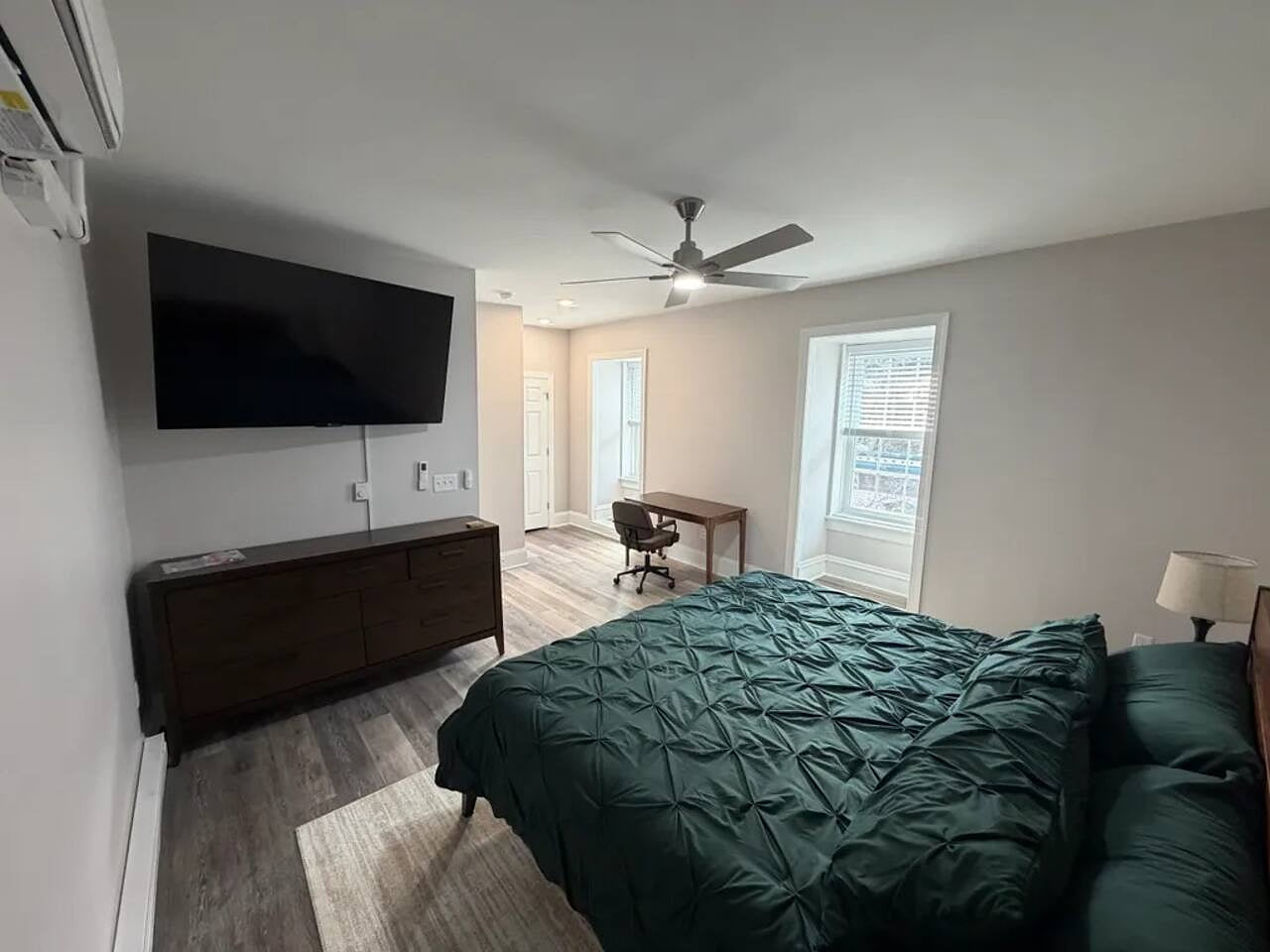 Downtown Jim Thorpe Stay at Charles Albright