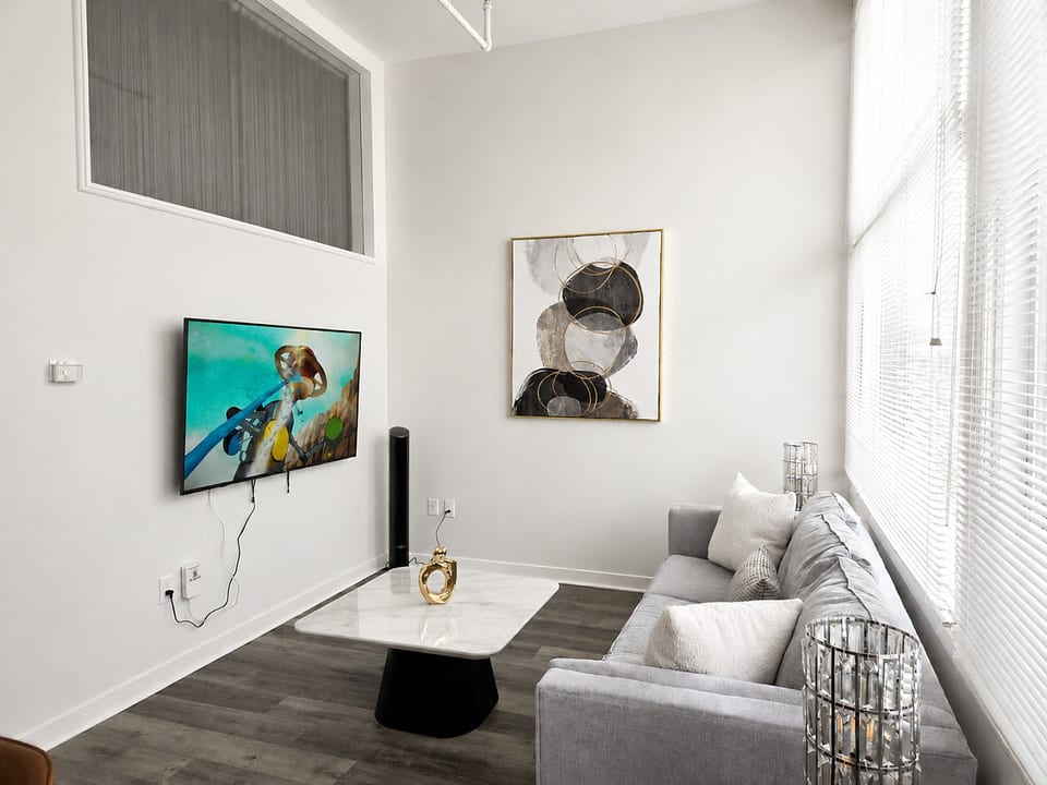 Urban Escape. Stay in the heart of it all! - Indianapolis