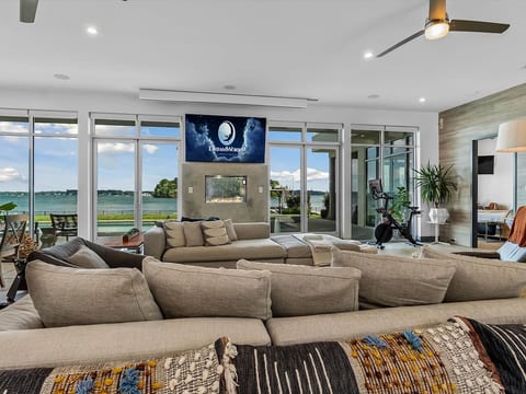 Gainswood Villa - Lake Norman