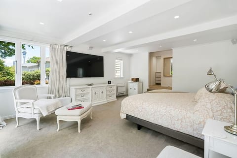 The Villa on Anglesea. image 4