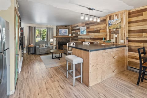 Château Rouge 210 ~ Sawmill Flats