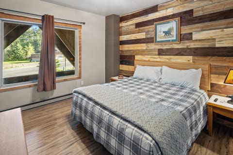 Château Rouge 210 ~ Sawmill Flats