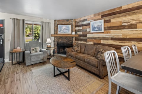 Château Rouge 210 ~ Sawmill Flats