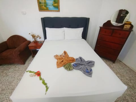 Sunrise Studio w Pool by Sea/Airport/Restau/Casino