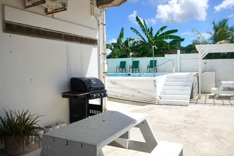 Relaxing Studio w Pool by Sea/Airport/Casino/Resta