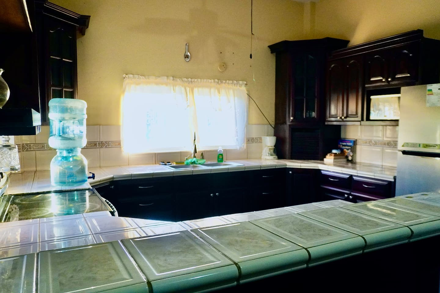 Waterside Apt wBalcony, Pool by Sea/Airport/Casino