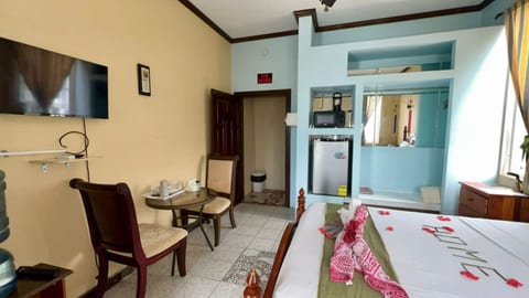 Tranquil Studio w Balcony/Pool by Sea/Airport/Rest