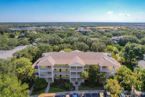 Bahama Bay Resort Condo - 10 Mi to Disney!