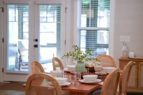 NEW 4BR Speakeasy Near Duke + Theatre | Sleeps 10