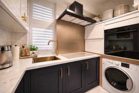 Luxury Pad for couples next to Paddington station