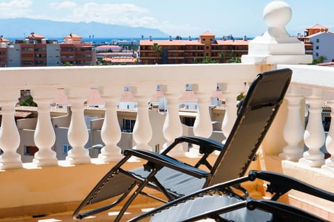 Large and Sunny Balcony
